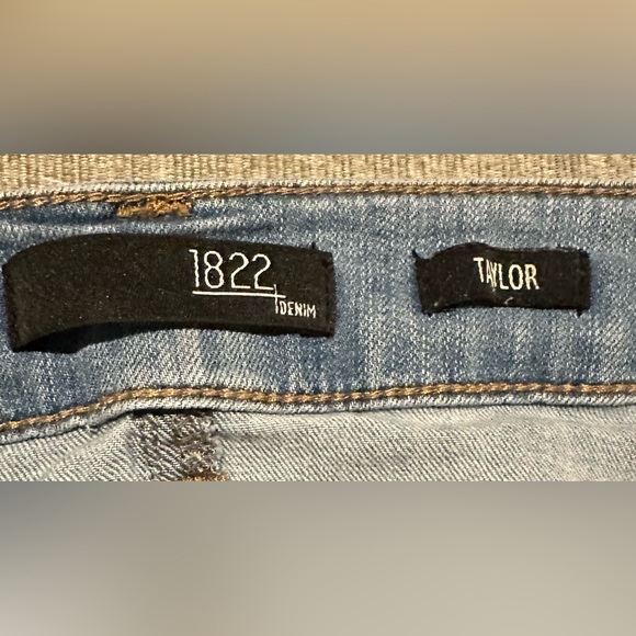 1822 Denim Light Blue Ankle Jeans - Cropped - Picture 7 of 8